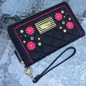 Betsey Johnson wristlet